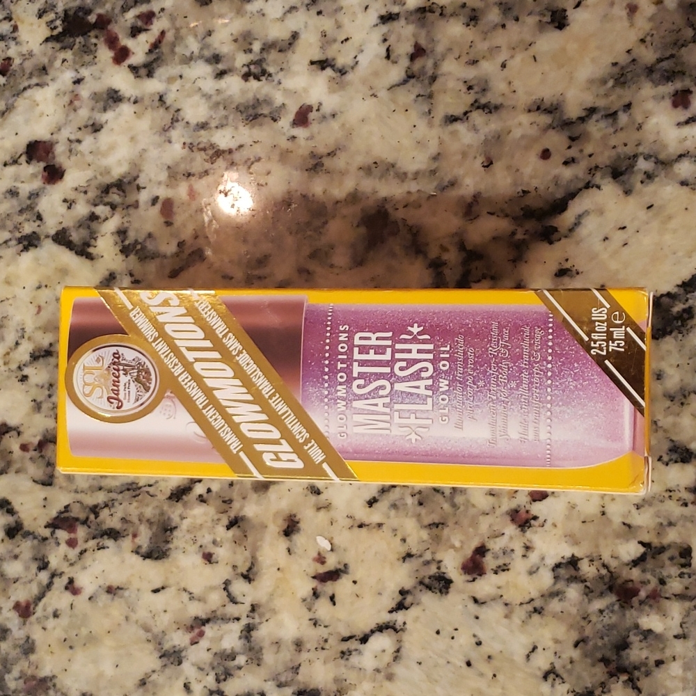 2/$40 Sol de janeiro Glowmotions Glow Body Oil